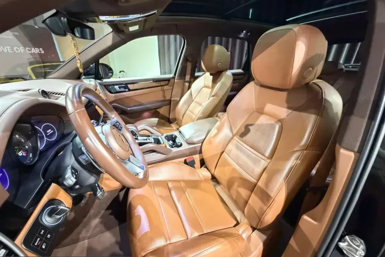 Porsche Cayenne din 2023 cu 66.371 km - oferta POR198997 - foto 33