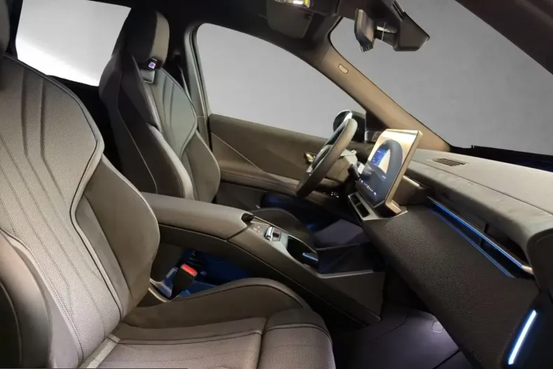 BMW iX3 (Seria X) din 2026 cu 15.000 km - oferta BMW198998 - foto 8