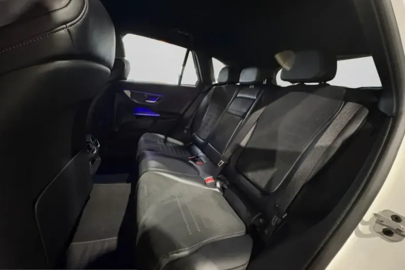 Mercedes-Benz GLC 300 (Clasa GLC) din 2024 cu 28.133 km - oferta MER198999 - foto 13