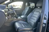 Volkswagen Touareg din 2022 cu 51.091 km - oferta VOL199003 - foto 14