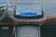 Mercedes-Benz E 300 (Clasa E) din 2024 cu 15.264 km - oferta MER199009 - foto 4