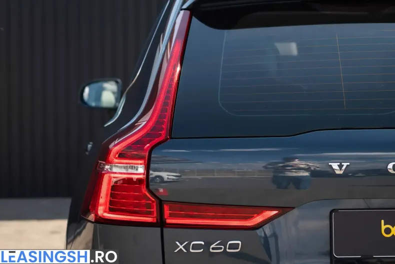 Volvo XC60 din 2021 cu 82.304 km - oferta VOL199014 - foto 12