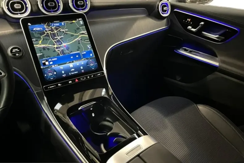 Mercedes-Benz GLC 200 (Clasa GLC) din 2024 cu 23.147 km - oferta MER199018 - foto 14