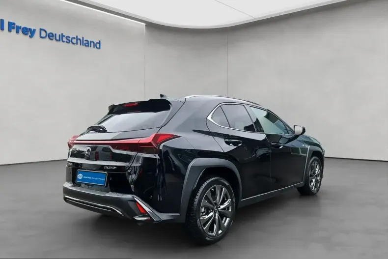 Lexus UX din 2023 cu 20.420 km - oferta LEX199025 - foto 5