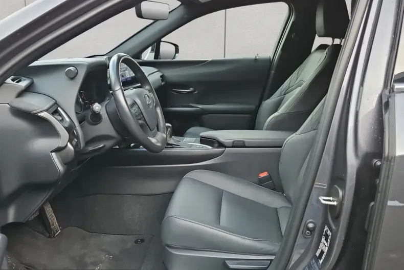 Lexus UX din 2024 cu 10.561 km - oferta LEX199027 - foto 7