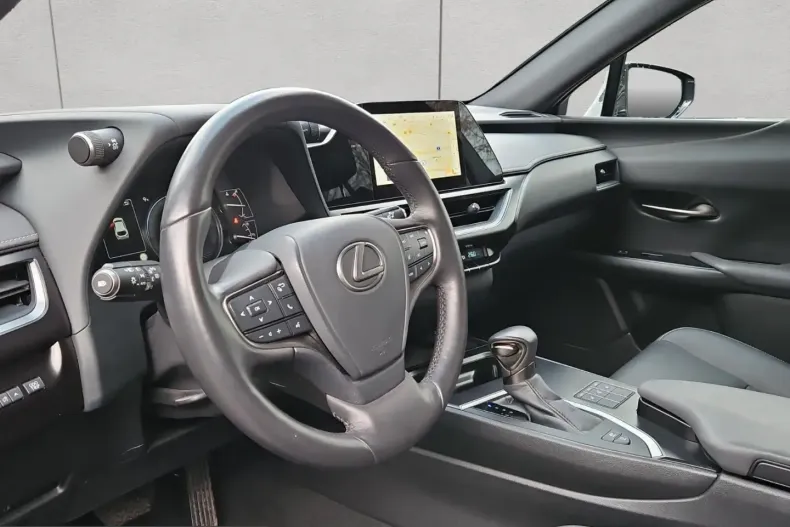 Lexus UX din 2024 cu 10.561 km - oferta LEX199027 - foto 8