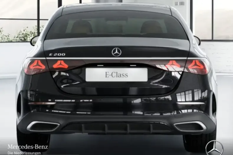 Mercedes-Benz E 200 (Clasa E) din 2025 cu 13.204 km - oferta MER199043 - foto 7