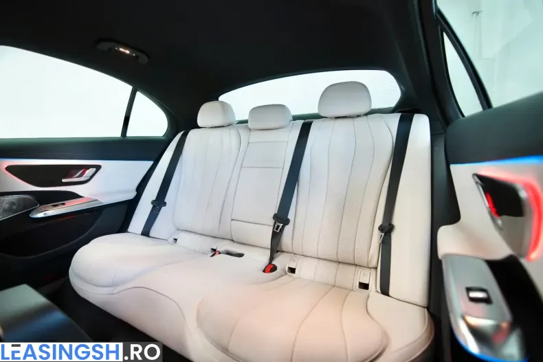 Mercedes-Benz E 200 (Clasa E) din 2025 cu 21.400 km - oferta MER199046 - foto 10