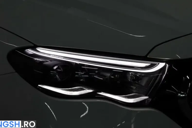 Mercedes-Benz E 200 (Clasa E) din 2025 cu 8.000 km - oferta MER199058 - foto 22