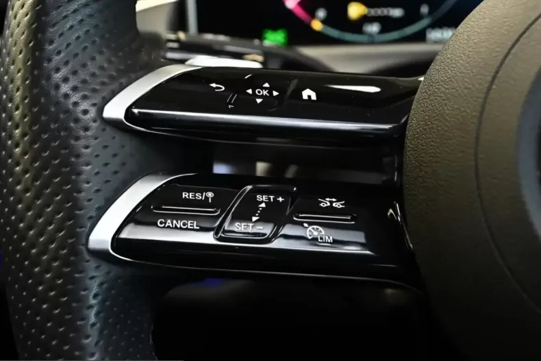 Mercedes-Benz E 200 (Clasa E) din 2024 cu 19.189 km - oferta MER199064 - foto 7