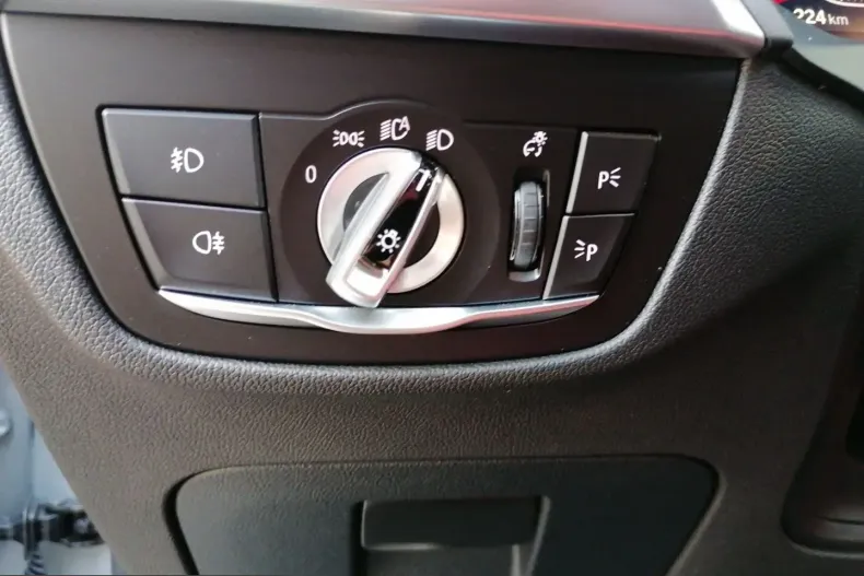 BMW X4 (Seria X) din 2021 cu 49.965 km - oferta BMW199075 - foto 25