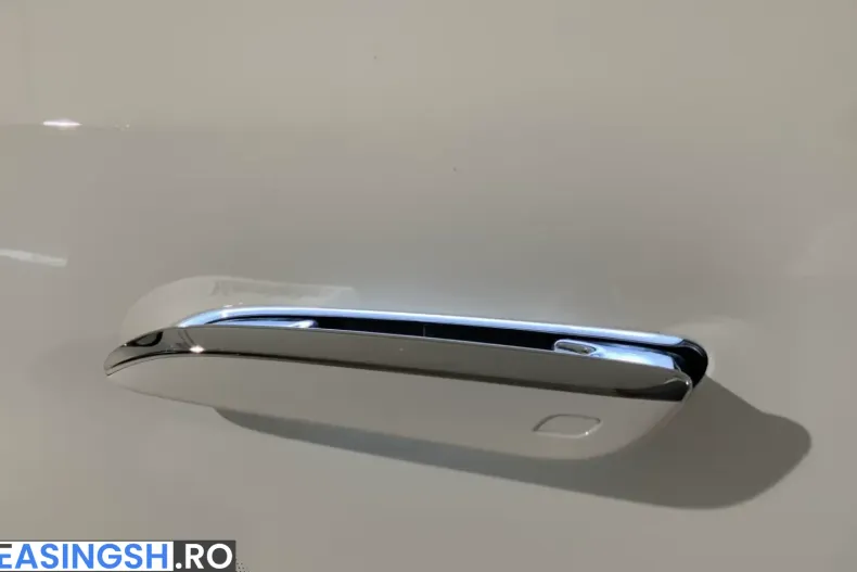 Mercedes-Benz E 200 (Clasa E) din 2024 cu 22.258 km - oferta MER199079 - foto 5