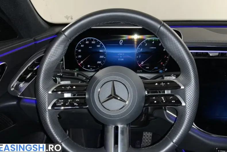 Mercedes-Benz E 200 (Clasa E) din 2024 cu 22.258 km - oferta MER199079 - foto 13