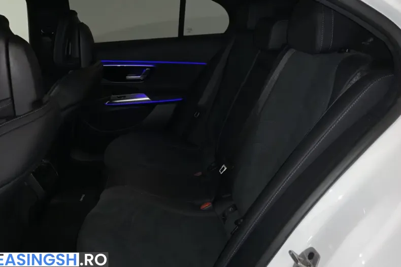 Mercedes-Benz E 200 (Clasa E) din 2024 cu 22.258 km - oferta MER199079 - foto 18