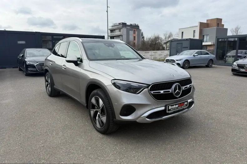 Mercedes-Benz GLC 300 (Clasa GLC) din 2023 cu 20.658 km - oferta MER199082 - foto 3