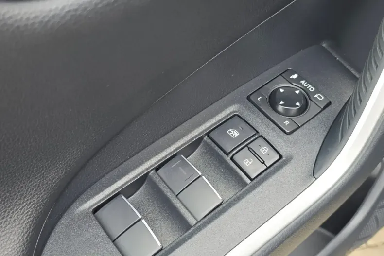 Toyota RAV4 din 2021 cu 59.963 km - oferta TOY199084 - foto 8