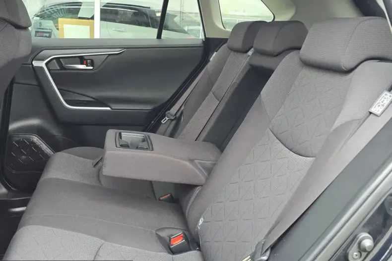 Toyota RAV4 din 2021 cu 59.963 km - oferta TOY199084 - foto 14