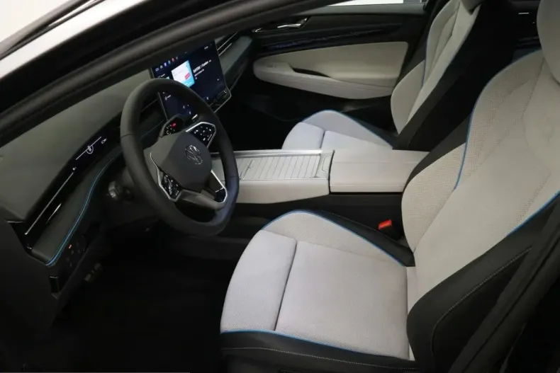 Volkswagen ID.7 din 2023 cu 52.500 km - oferta VOL199086 - foto 9