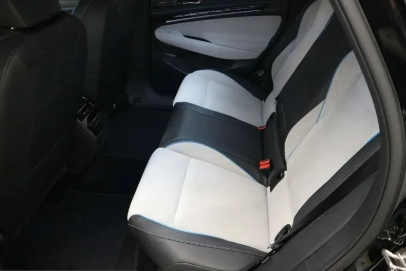 Volkswagen ID.7 din 2023 cu 52.500 km - oferta VOL199086 - foto 16