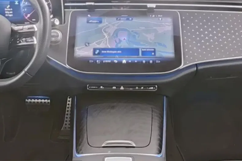 Mercedes-Benz E 200 (Clasa E) din 2024 cu 22.275 km - oferta MER199087 - foto 8