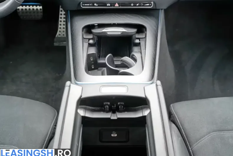 Mercedes-Benz E 200 (Clasa E) din 2024 cu 44.101 km - oferta MER199091 - foto 9