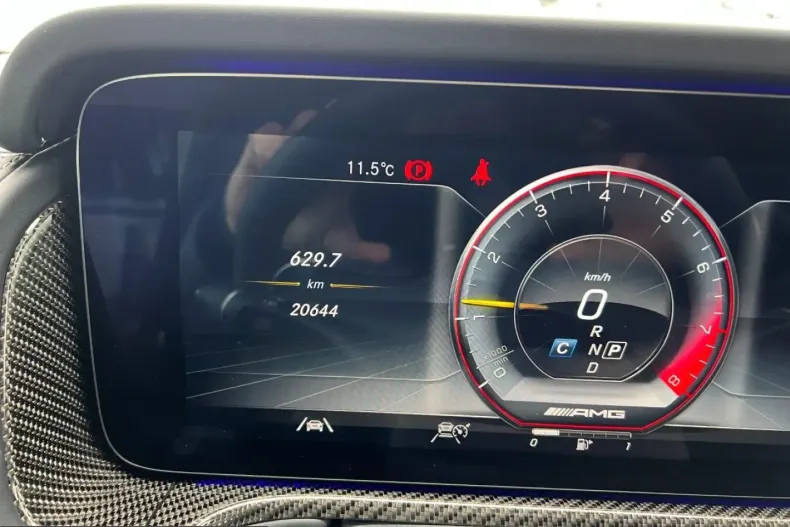 Mercedes-Benz G 63 AMG (Clasa G) din 2024 cu 20.650 km - oferta MER199093 - foto 9