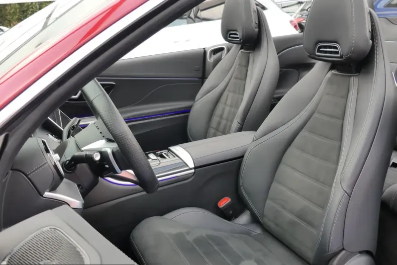 Mercedes-Benz CLE 200 (Clasa CLE) din 2024 cu 7.563 km - oferta MER199095 - foto 11