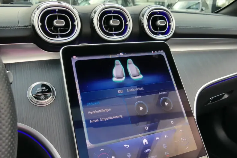 Mercedes-Benz CLE 200 (Clasa CLE) din 2024 cu 7.563 km - oferta MER199095 - foto 19