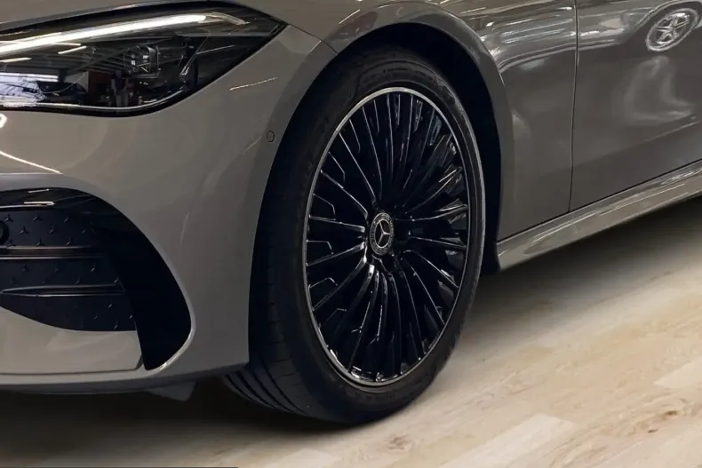 Mercedes-Benz CLE 200 (Clasa CLE) din 2024 cu 8.962 km - oferta MER199096 - foto 5