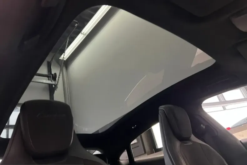 Porsche Taycan din 2023 cu 82.200 km - oferta POR199105 - foto 30