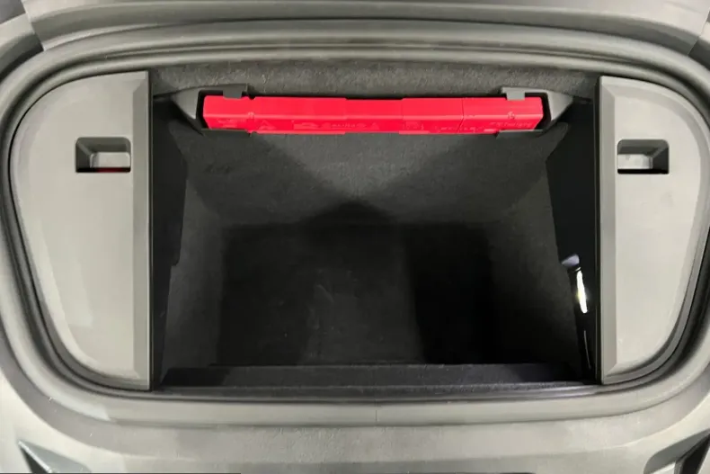 Porsche Taycan din 2023 cu 82.200 km - oferta POR199105 - foto 31