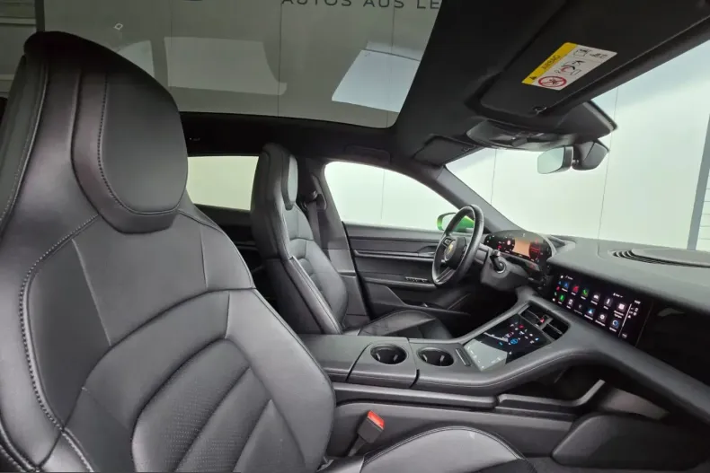 Porsche Taycan din 2023 cu 83.800 km - oferta POR199107 - foto 12