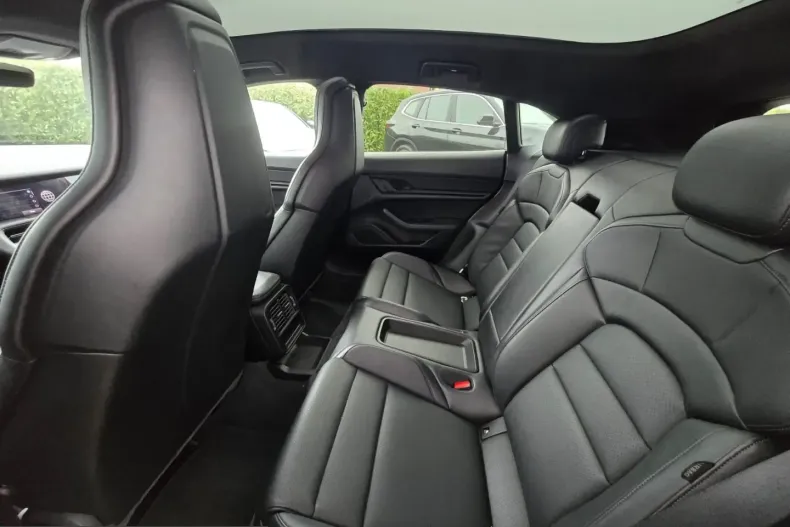 Porsche Taycan din 2023 cu 83.800 km - oferta POR199107 - foto 13