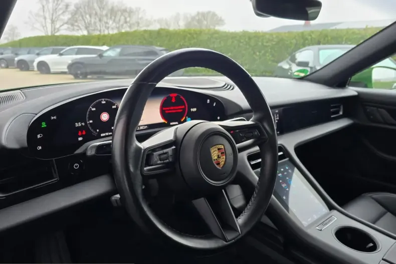 Porsche Taycan din 2023 cu 83.800 km - oferta POR199107 - foto 15