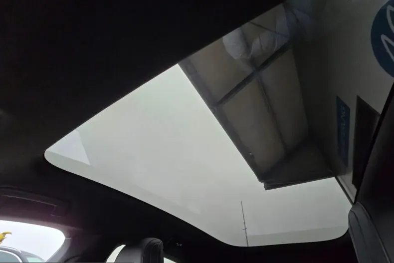 Porsche Taycan din 2023 cu 83.800 km - oferta POR199107 - foto 16