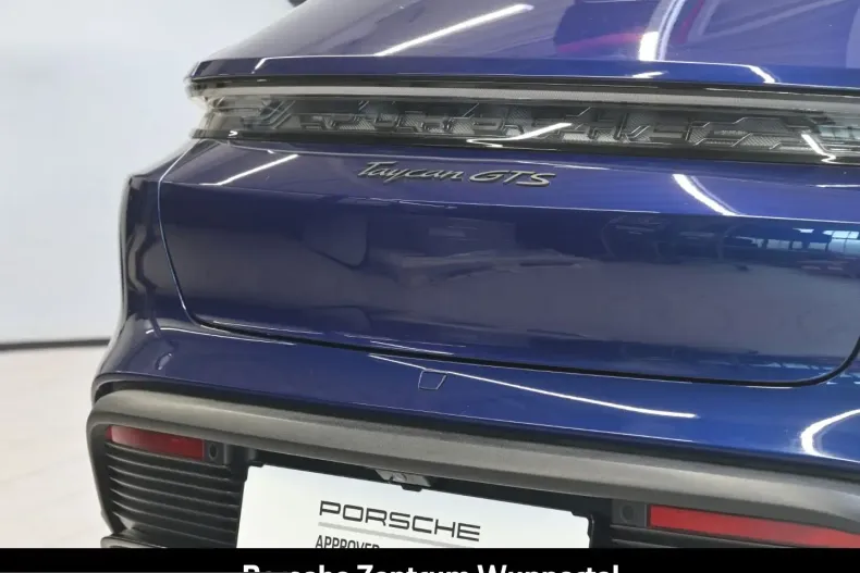 Porsche Taycan din 2023 cu 16.929 km - oferta POR199108 - foto 6