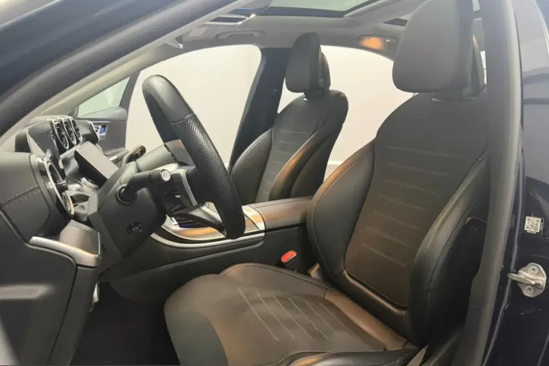 Mercedes-Benz C 300 (Clasa C) din 2022 cu 75.000 km - oferta MER199109 - foto 11