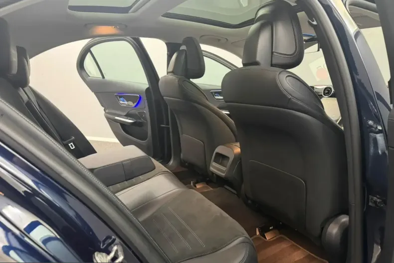 Mercedes-Benz C 300 (Clasa C) din 2022 cu 75.000 km - oferta MER199109 - foto 18