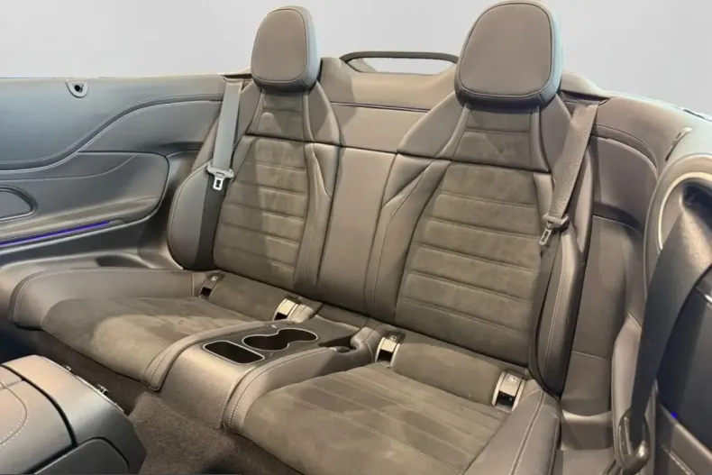 Mercedes-Benz CLE 200 (Clasa CLE) din 2024 cu 7.386 km - oferta MER199110 - foto 13