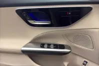 Mercedes-Benz C 200 (Clasa C) din 2024 cu 15.038 km - oferta MER199112 - foto 6