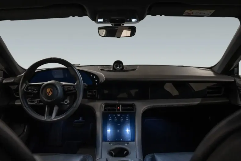 Porsche Taycan din 2022 cu 41.900 km - oferta POR199113 - foto 14