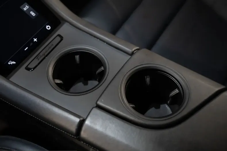 Porsche Taycan din 2022 cu 41.900 km - oferta POR199113 - foto 26