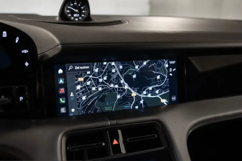 Porsche Taycan din 2022 cu 41.900 km - oferta POR199113 - foto 30