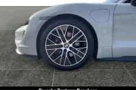 Porsche Taycan din 2023 cu 28.200 km - oferta POR199114 - foto 10