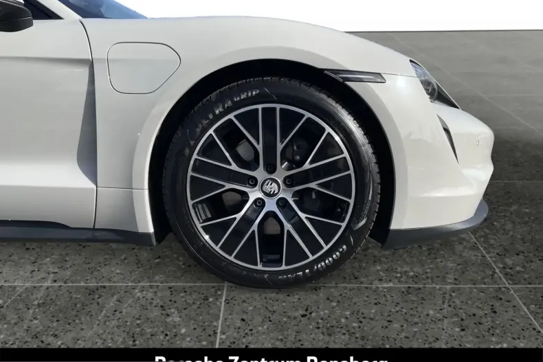 Porsche Taycan din 2023 cu 28.200 km - oferta POR199114 - foto 13