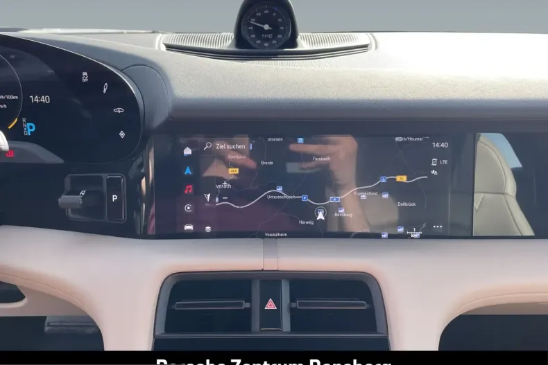 Porsche Taycan din 2023 cu 28.200 km - oferta POR199114 - foto 17