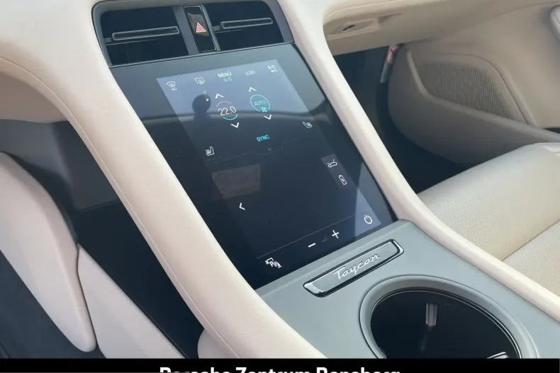 Porsche Taycan din 2023 cu 28.200 km - oferta POR199114 - foto 18