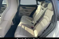 Porsche Taycan din 2023 cu 28.200 km - oferta POR199114 - foto 19