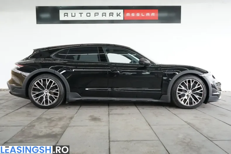 Porsche Taycan din 2022 cu 46.700 km - oferta POR199115 - foto 6