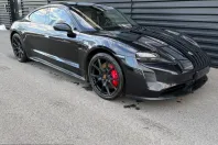 Porsche Taycan din 2022 cu 37.800 km - oferta POR199116 - foto 1